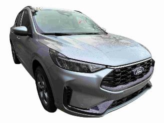 Salvage car Ford Kuga DFK ST-Line 2024/7