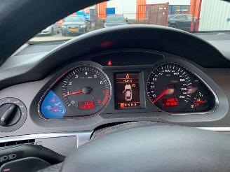 Audi A6 2.4 V6 177pk AUTOMAAT picture 10