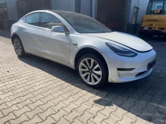 Tesla Model 3 Model 3, Sedan, 2017 Long Range AWD 75 kWh picture 8