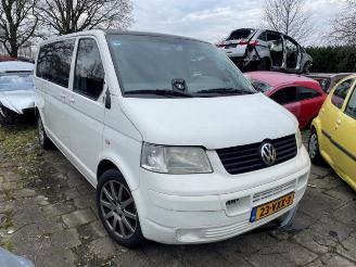 Vrakbiler auto Volkswagen Transporter Transporter T5, Van, 2003 / 2015 2.5 TDi 2009/0