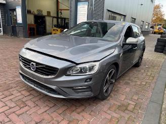 Démontage voiture Volvo V-60 V60 I (FW/GW), Combi, 2010 / 2018 2.4 D6 20V AWD Twin Engine Plug-in Hybrid 2015/12