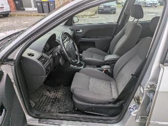 Ford Mondeo 1.8 picture 10