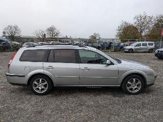 Ford Mondeo 1.8 Turnier picture 4