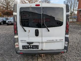 Opel Vivaro 1.9 CDTI picture 6