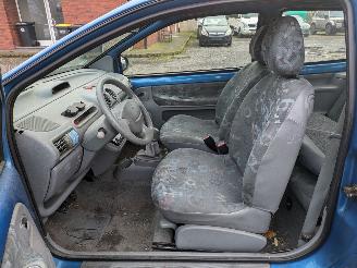 Renault Twingo 1.2 picture 11