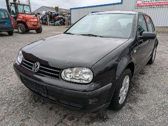 demontáž osobní automobily Volkswagen Golf 1.4 2002/1