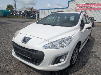 Vrakbiler auto Peugeot 308 1.6 2011/6