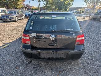 Volkswagen Golf 1.9 TDI picture 6