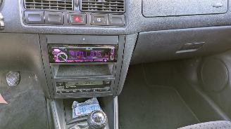 Volkswagen Golf  picture 13