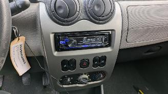 Dacia Sandero 1.4 MPI picture 11