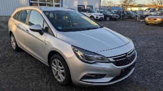Opel Astra 1.6 picture 3