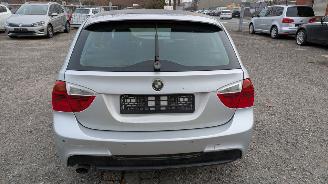 BMW 3-serie 325i Touring picture 6