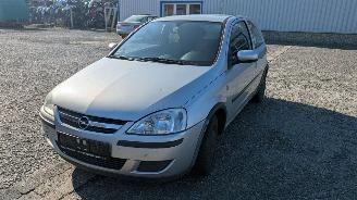  Opel Corsa 1.2 2003/10