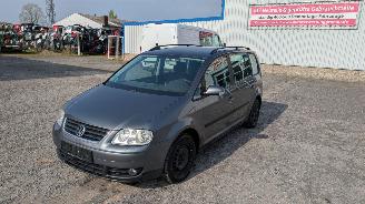  Volkswagen Touran  2005/12