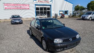 Salvage car Volkswagen Golf 1J 2002/1