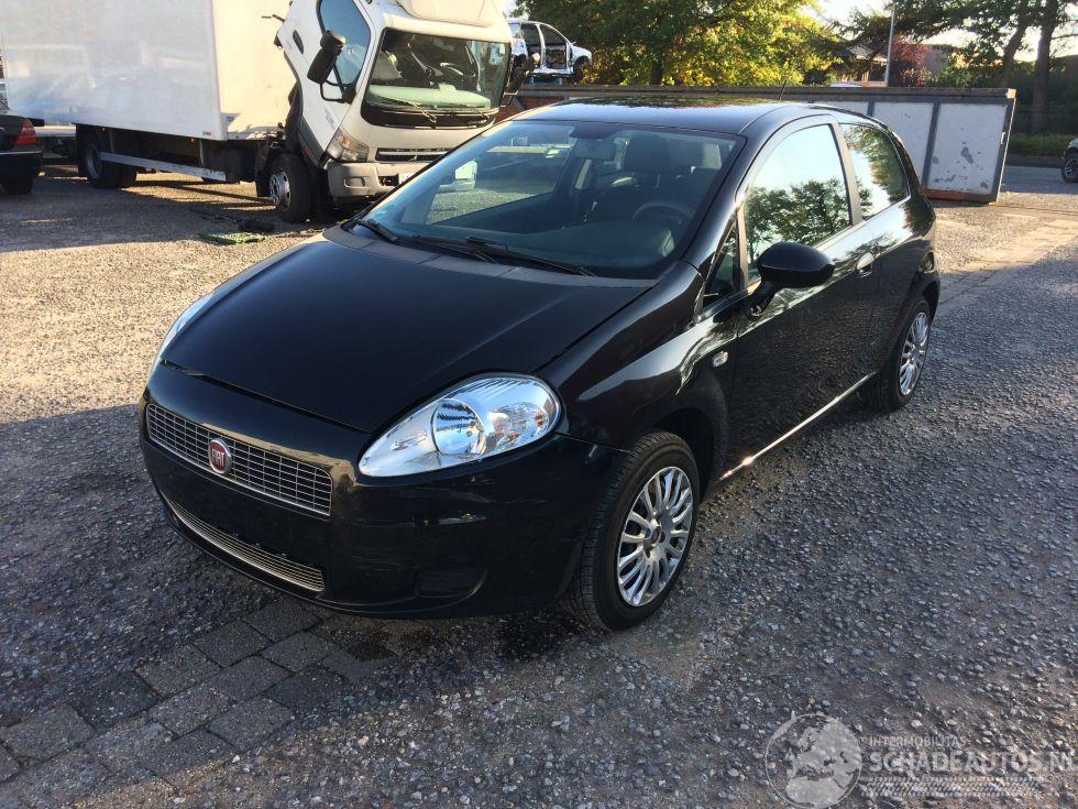 Fiat Grande Punto Zwart 891B Sloop Onderdelen Deur Bumper