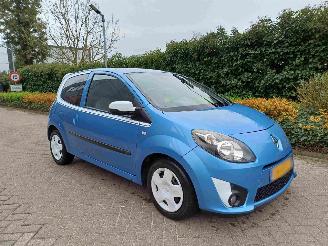 skadebil auto Renault Twingo 1.2-16V Collection airco 2011/7
