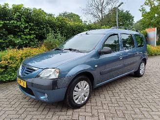 Dacia Logan MCV 1.6 Lauréate 7p. picture 3