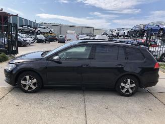 Voiture accidenté Volkswagen Golf 12tsi Variant AIRCO NAVI 2014/5