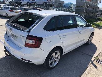 Skoda Rapid 1.0tsi E6 HB picture 5