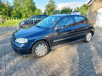 skadebil auto Opel Astra 1.8 2002/8