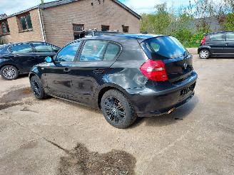 BMW 1-serie 116 i picture 6