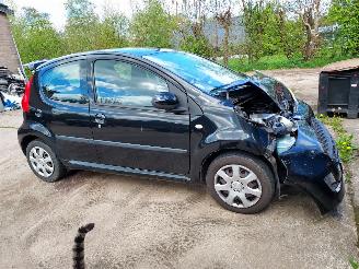 Peugeot 107  picture 8