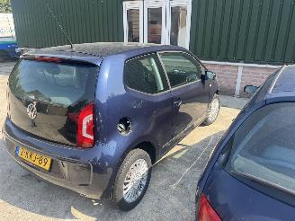 Volkswagen Up!  picture 3
