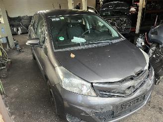 Toyota Yaris  picture 5