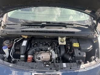 Peugeot 3008 1.6 thp picture 12