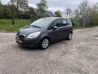 skadebil auto Opel Meriva 1.7 cdti motorschade !! 2011/6