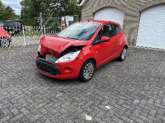 skadebil auto Ford Ka Weinig km !! 2014/3