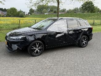 Damaged car MG MG5 Electric Long Range Luxury 61 kWh 2023/6