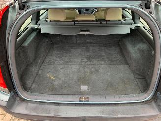 Volvo V-70 2.4 T GEARTRONIC picture 13