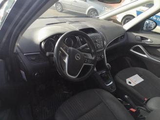 Opel Zafira Zafira Tourer (P12), MPV, 2011 / 2019 2.0 CDTI 16V 110 Ecotec picture 13