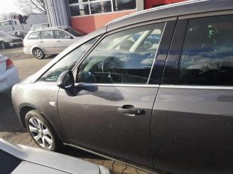 Opel Zafira Zafira Tourer (P12), MPV, 2011 / 2019 2.0 CDTI 16V 110 Ecotec picture 10