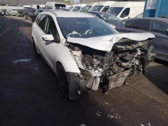 Auto da rottamare Kia Cee d Cee'd Sportswagon (JDC5), Combi, 2012 / 2018 1.4i CVVT 16V 2012/12