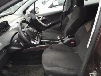 Peugeot 2008 2008 (CU), MPV, 2013 / 2019 1.6 e-HDi FAP picture 10