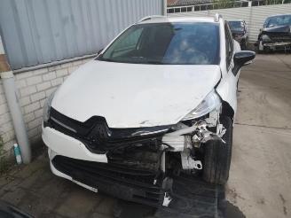 Autoverwertung Renault Clio Clio IV Estate/Grandtour (7R), Combi 5-drs, 2012 / 2021 0.9 Energy TCE 90 12V 2017