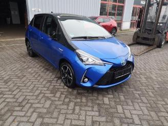 Salvage car Toyota Yaris Yaris III (P13), Hatchback, 2010 / 2020 1.5 16V Hybrid 2018