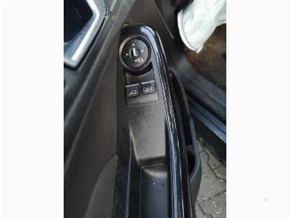 Ford Fiesta Fiesta 6 (JA8), Hatchback, 2008 / 2018 1.0 EcoBoost 12V 125 picture 16