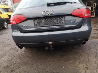 Audi A4  picture 30