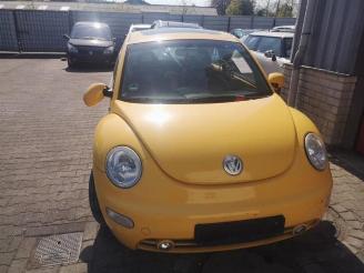 Salvage car Volkswagen Beetle New Beetle (9C1/9G1), Hatchback 3-drs, 1998 / 2010 2.0 2001