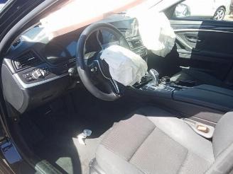 BMW 5-serie 5 serie (F10), Sedan, 2009 / 2016 520i 16V picture 10