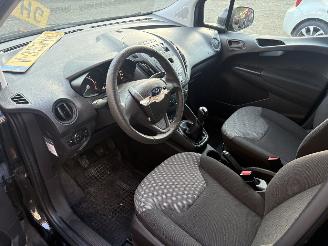 Ford Transit courier picture 10