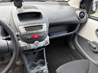 Toyota Aygo 1.0-12V Cool picture 14