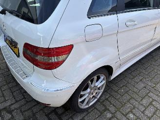 Mercedes B-klasse 180 blue efficiency business class picture 4