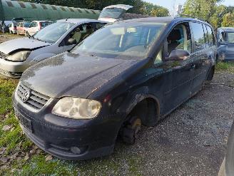 Volkswagen Touran 2.0 TDI Trendline 2006/10