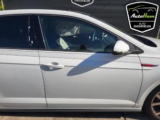 Volkswagen Polo Polo VI (AW1), Hatchback 5-drs, 2017 2.0 GTI Turbo 16V picture 17