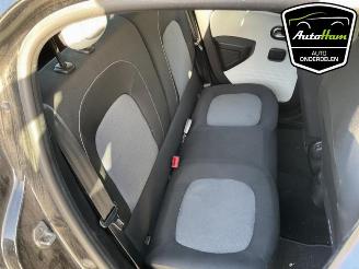 Renault Twingo Twingo III (AH), Hatchback 5-drs, 2014 1.0 SCe 70 12V picture 16